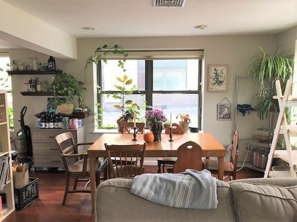 Building Photo - 197 Sidney St