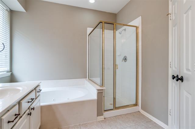Building Photo - 520 Flamingo Ct