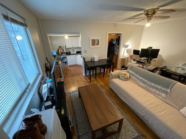 Building Photo - 144 Thorndike St