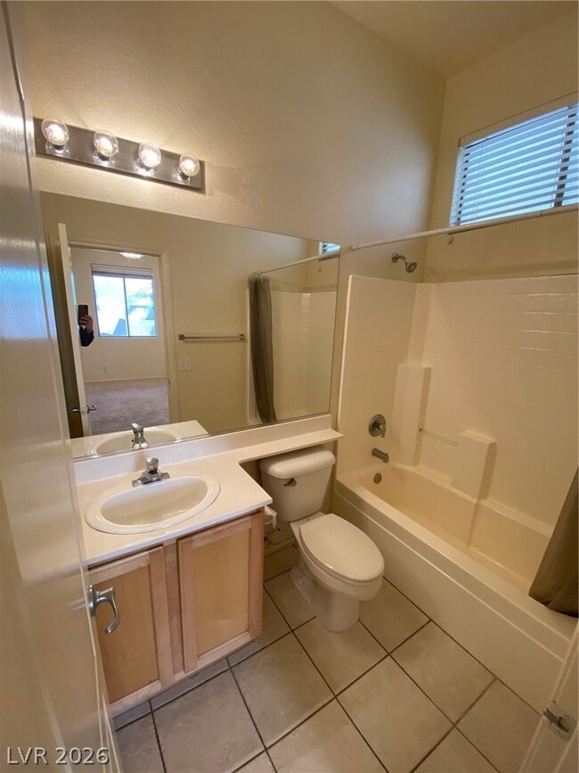 Building Photo - 7565 Splashing Rock Dr