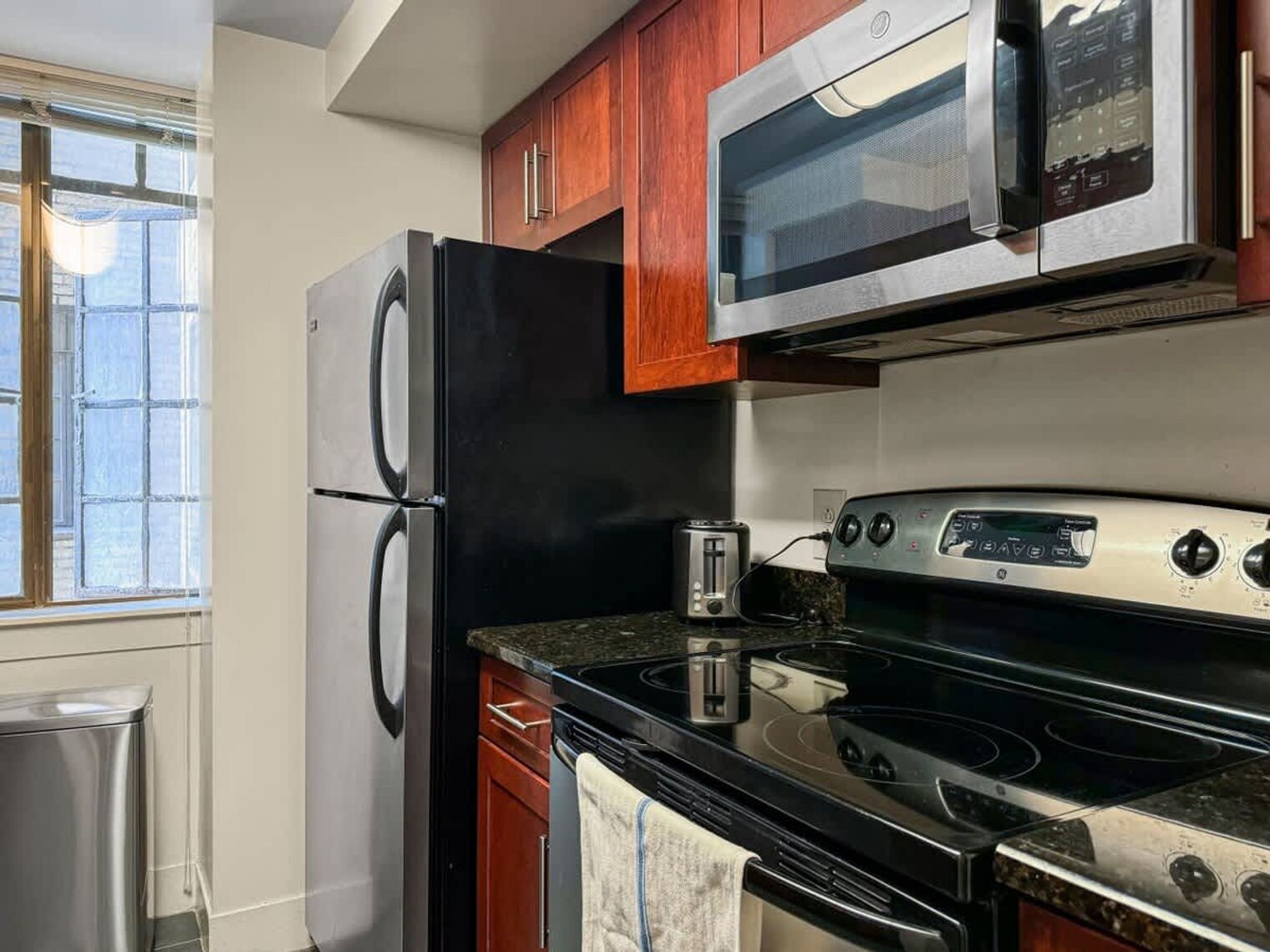 Building Photo - 111-23 N 15th St