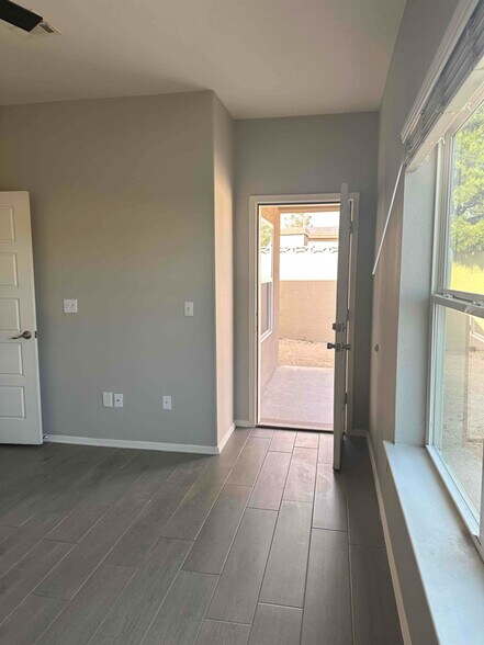 Building Photo - 1144 Ranger St