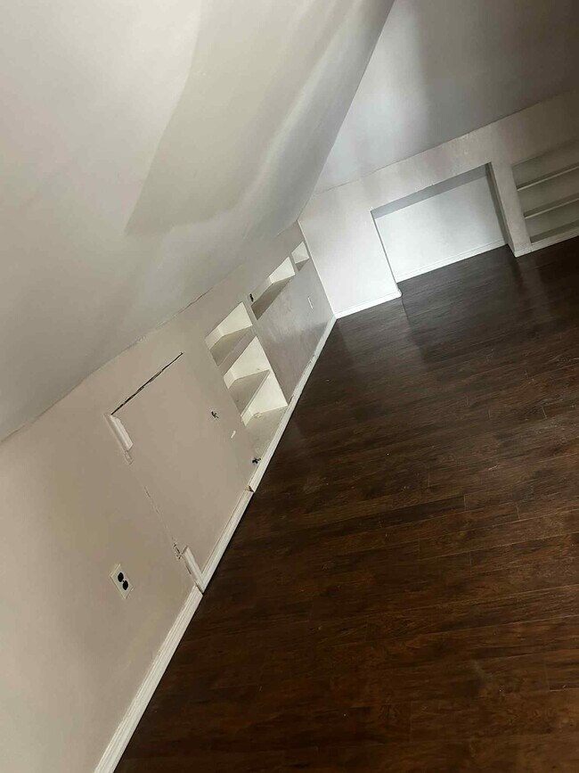 Building Photo - 1209 Berkley Ave