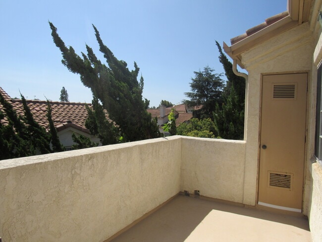 Balcony - 740 Breeze Hill Rd