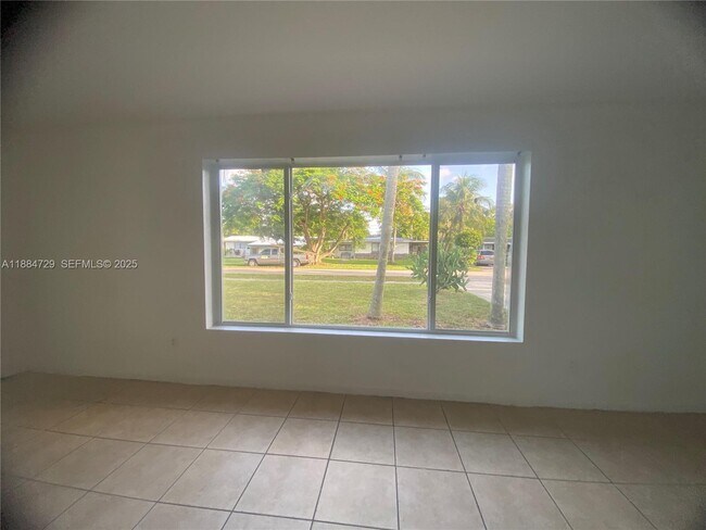 Building Photo - 4557 NW 3rd St