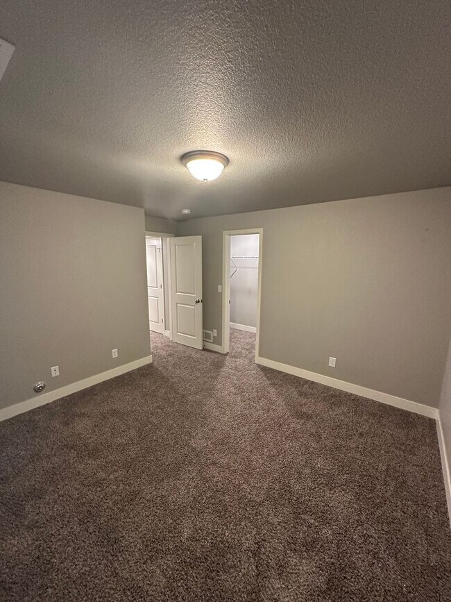 Building Photo - Beautiful 4 Bedroom House in Ault!