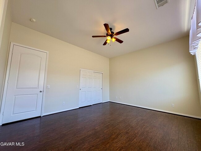 Building Photo - 5730 Paddington Dr