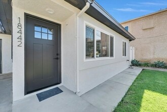 Building Photo - 18442 Patterson Ln