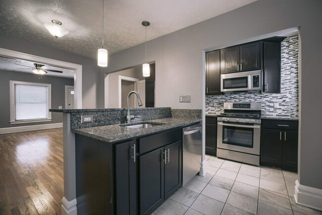 Building Photo - Hamlet St 789-791 MLR