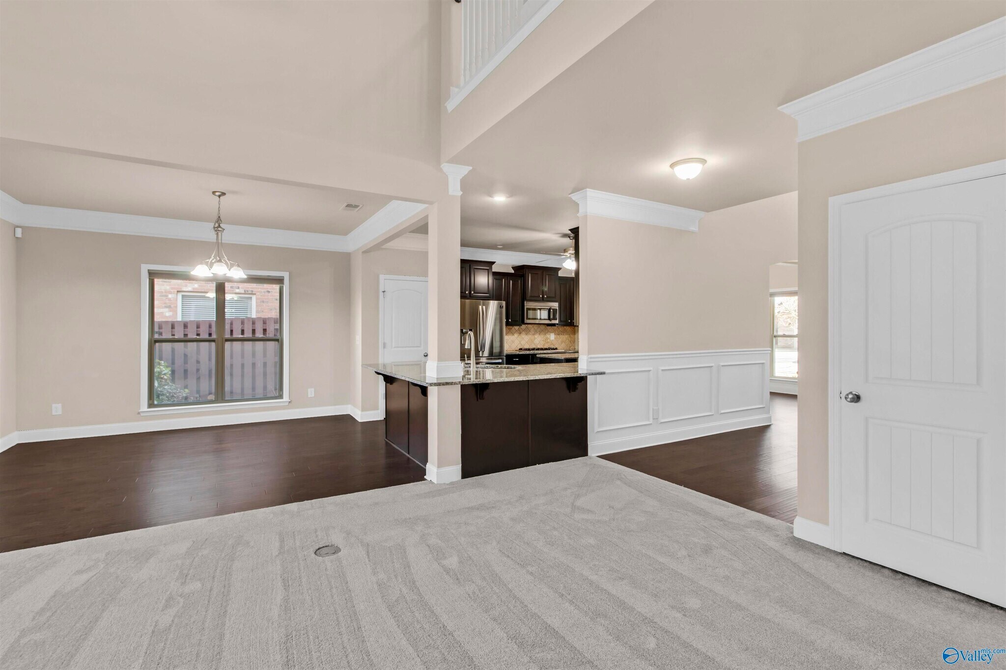 Building Photo - 110 Wolf Creek Trl SW