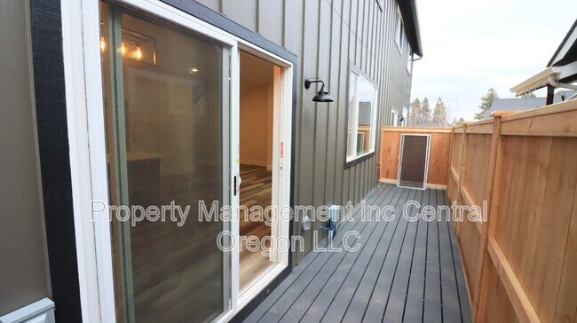 Building Photo - 61379 Brosterhous Road