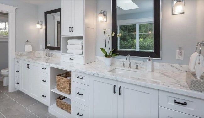Building Photo - Stunning Designer Home in South Los Altos on a Premier Cul-de-sac.