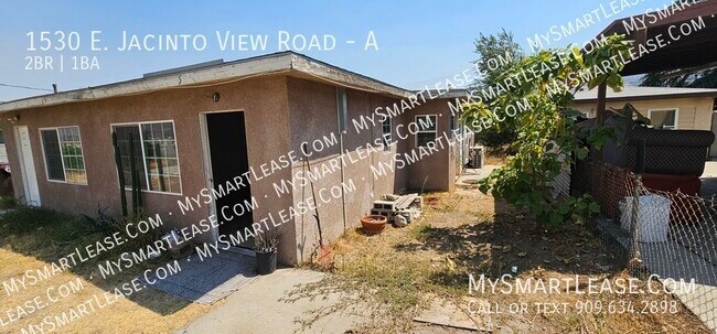 Building Photo - 1530 E Jacinto View Rd
