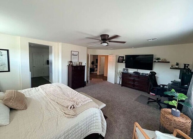 Building Photo - 9033 W Birchover Dr