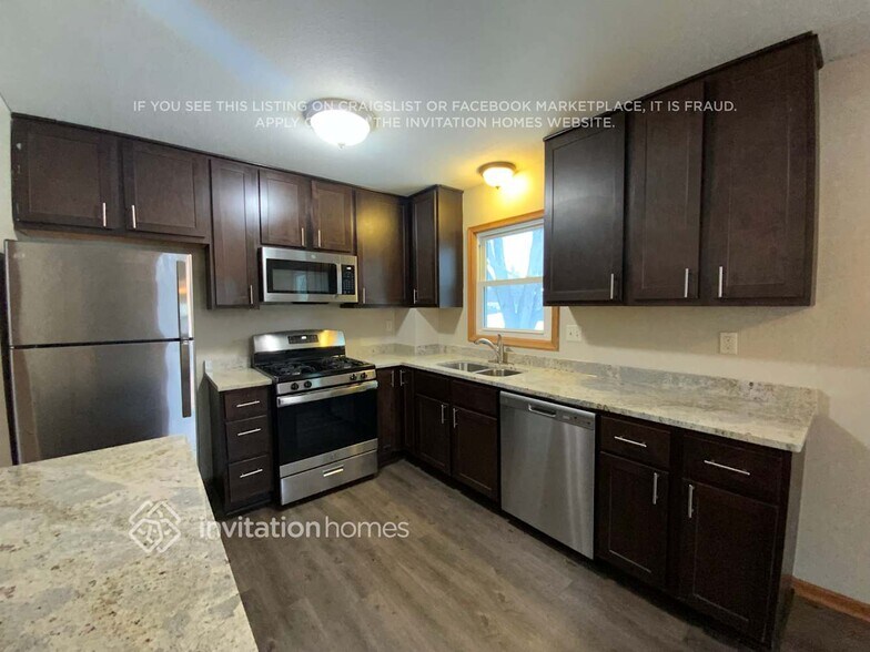 Building Photo - 16901 Whitewood Ave