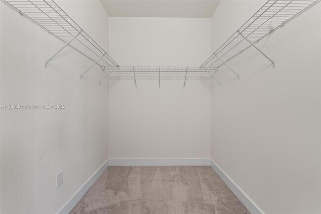 Building Photo - 4612 NW 83rd Pkwy