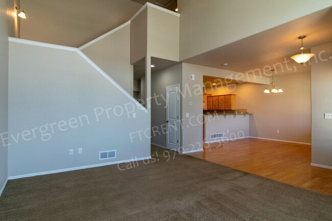 Building Photo - 2802 Exmoor Ln