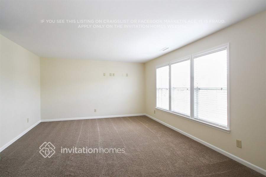 Building Photo - 329 Zander Woods Ct