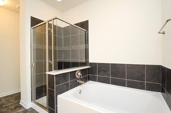 Building Photo - 4423 Ashberry Pine Ln