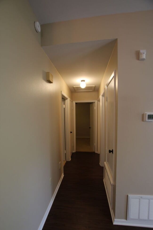 Building Photo - 1013 Blue Quail Dr