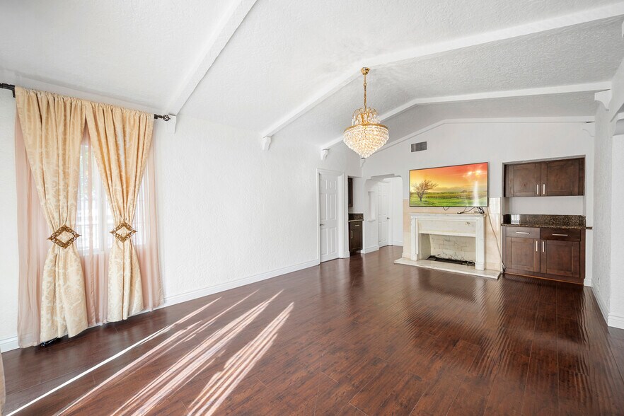 Building Photo - 1515 Glenwood Rd