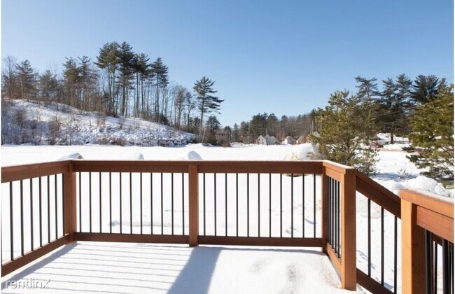 Building Photo - 2 br, 1.5 bath Townhome - 5 Anglers Road