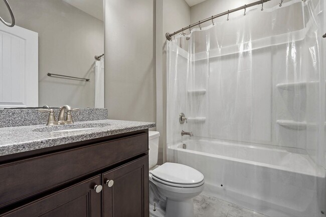 Building Photo - 438 Brk Pne Trl