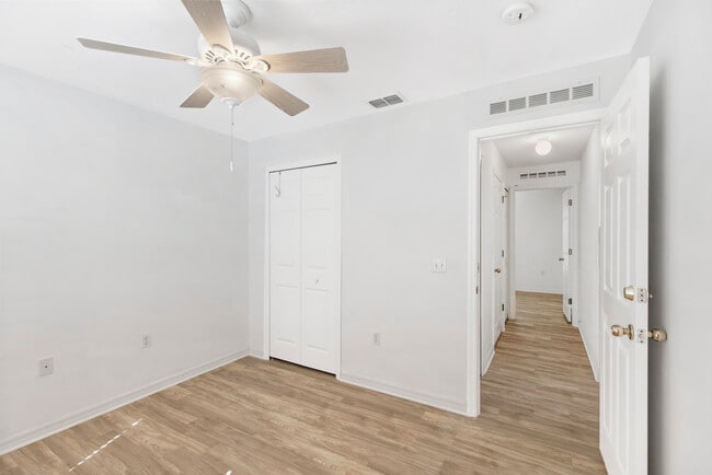 Building Photo - 2575 12th Square SW