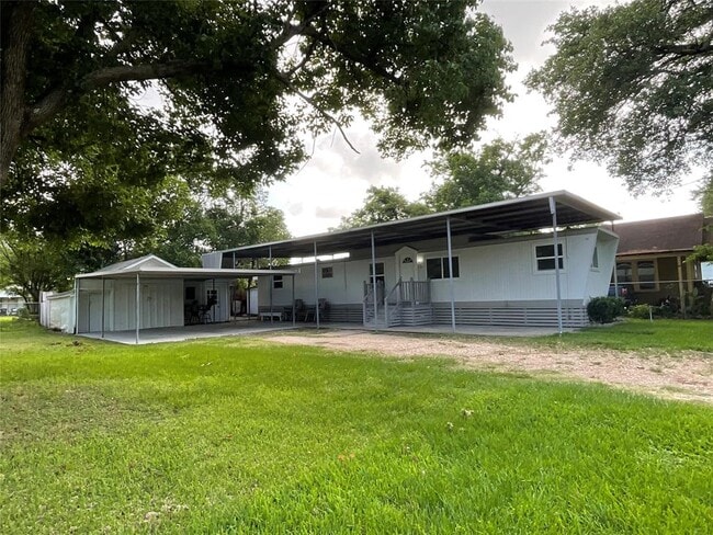 Building Photo - 310 E Jack Ave
