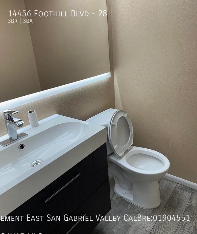 Building Photo - 14456 Foothill Blvd