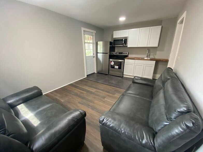 Building Photo - 41 Fayette St