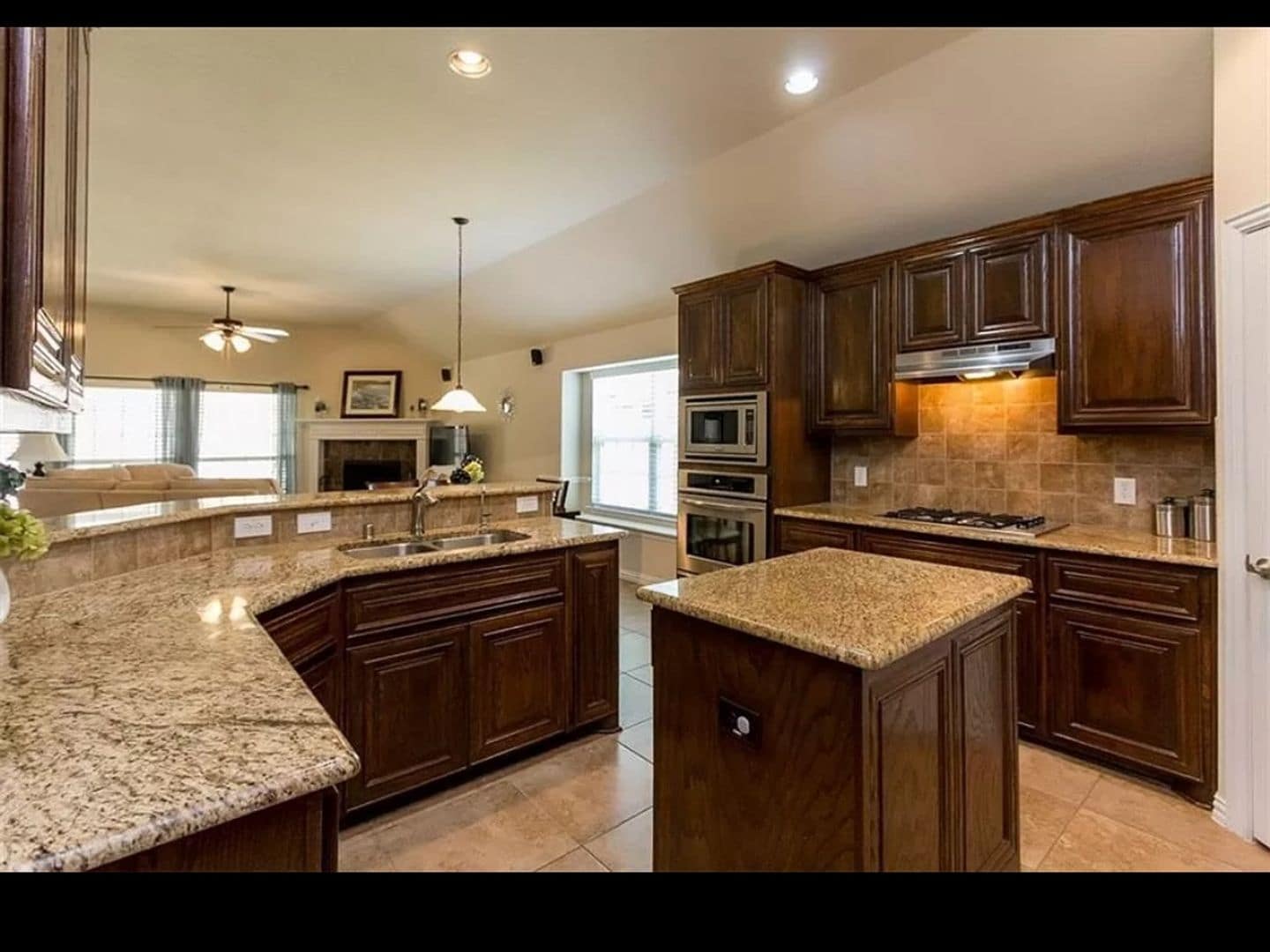 Building Photo - 897 Witherby Ln