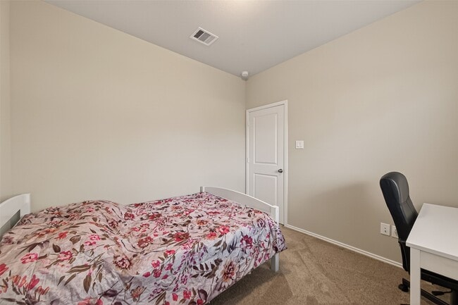 Building Photo - 20702 Wilde Redbud Trl