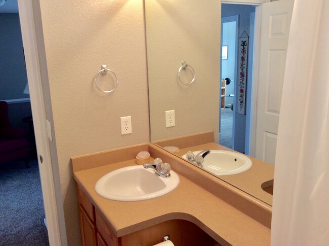 Building Photo - 2232 Brightwater Dr