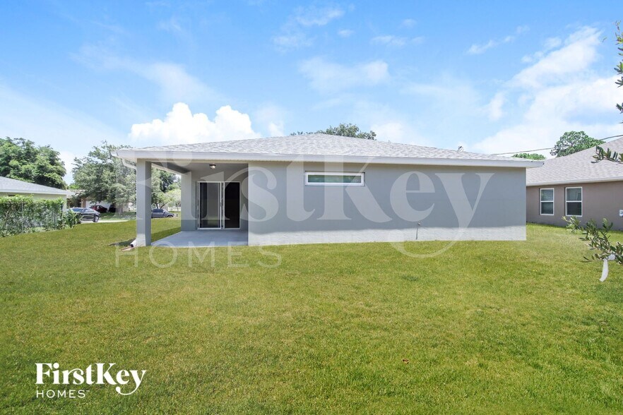 Building Photo - 1144 Genesee Ave SE