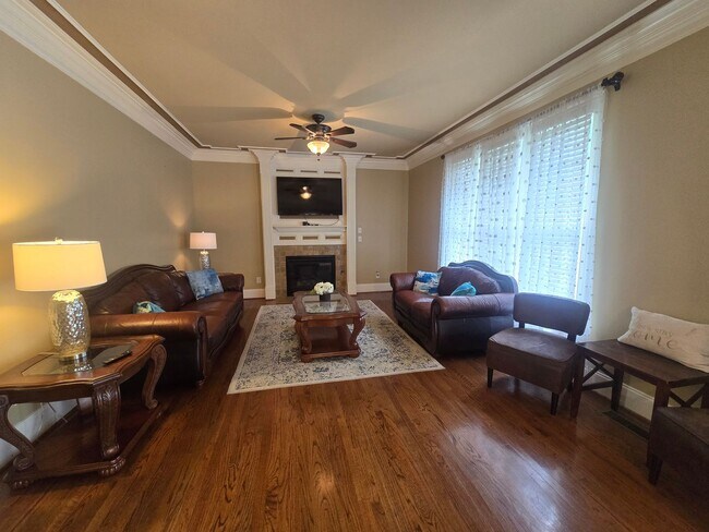 Building Photo - Rare Custom 3BR + Flex Space, 3BA Craftsma...