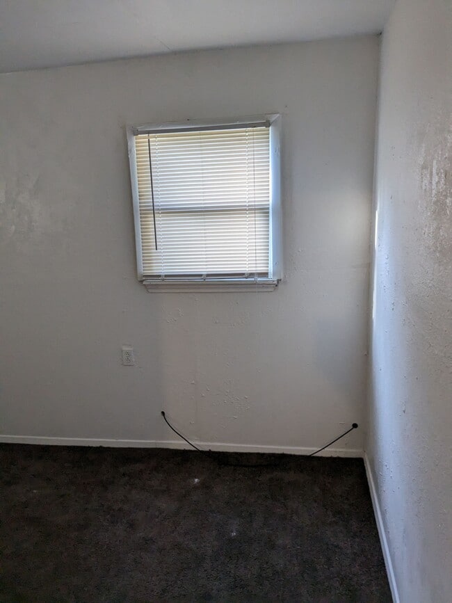 Building Photo - 6879 Co Rd 151