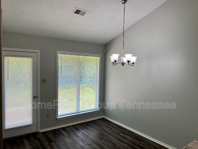Building Photo - 1266 Payton Dr N