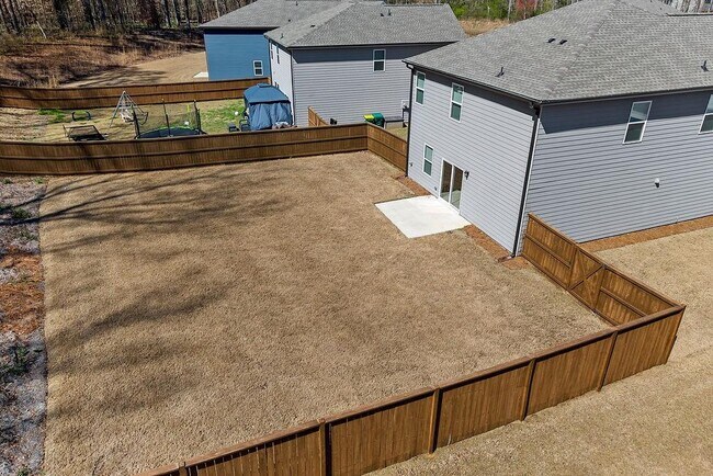 Building Photo - 103 Dewitt Dr