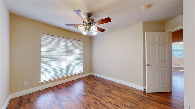 Building Photo - 7601 Maplewood Dr