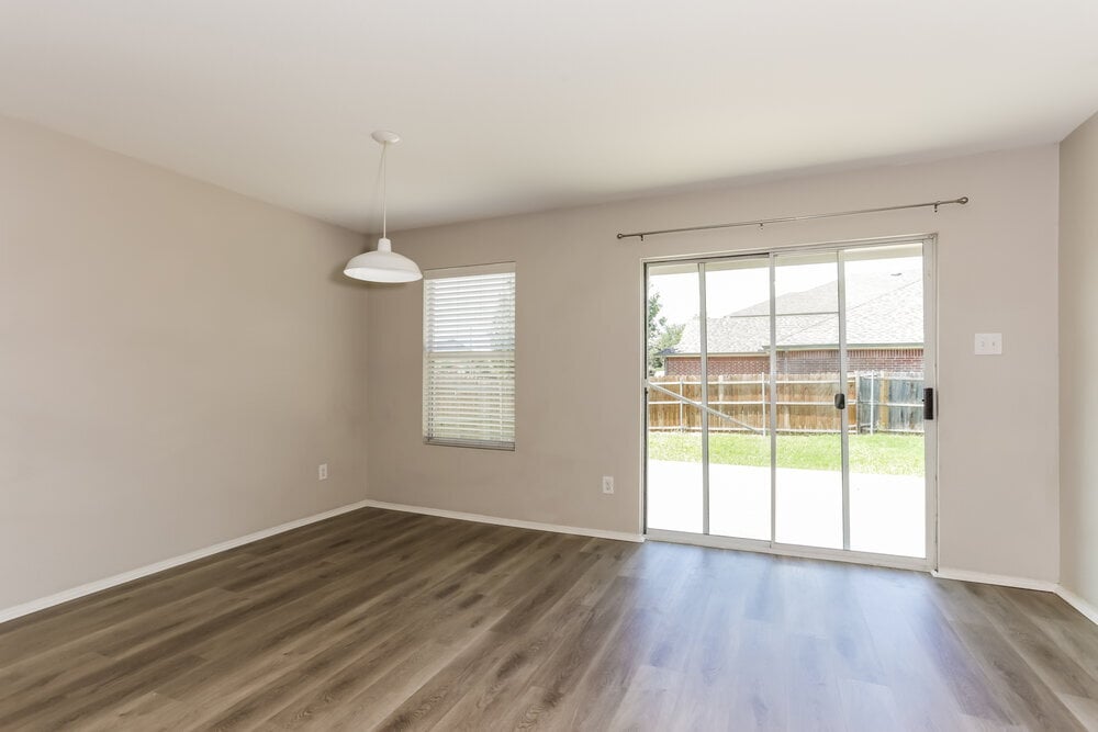 Building Photo - 1303 Macaw Ct