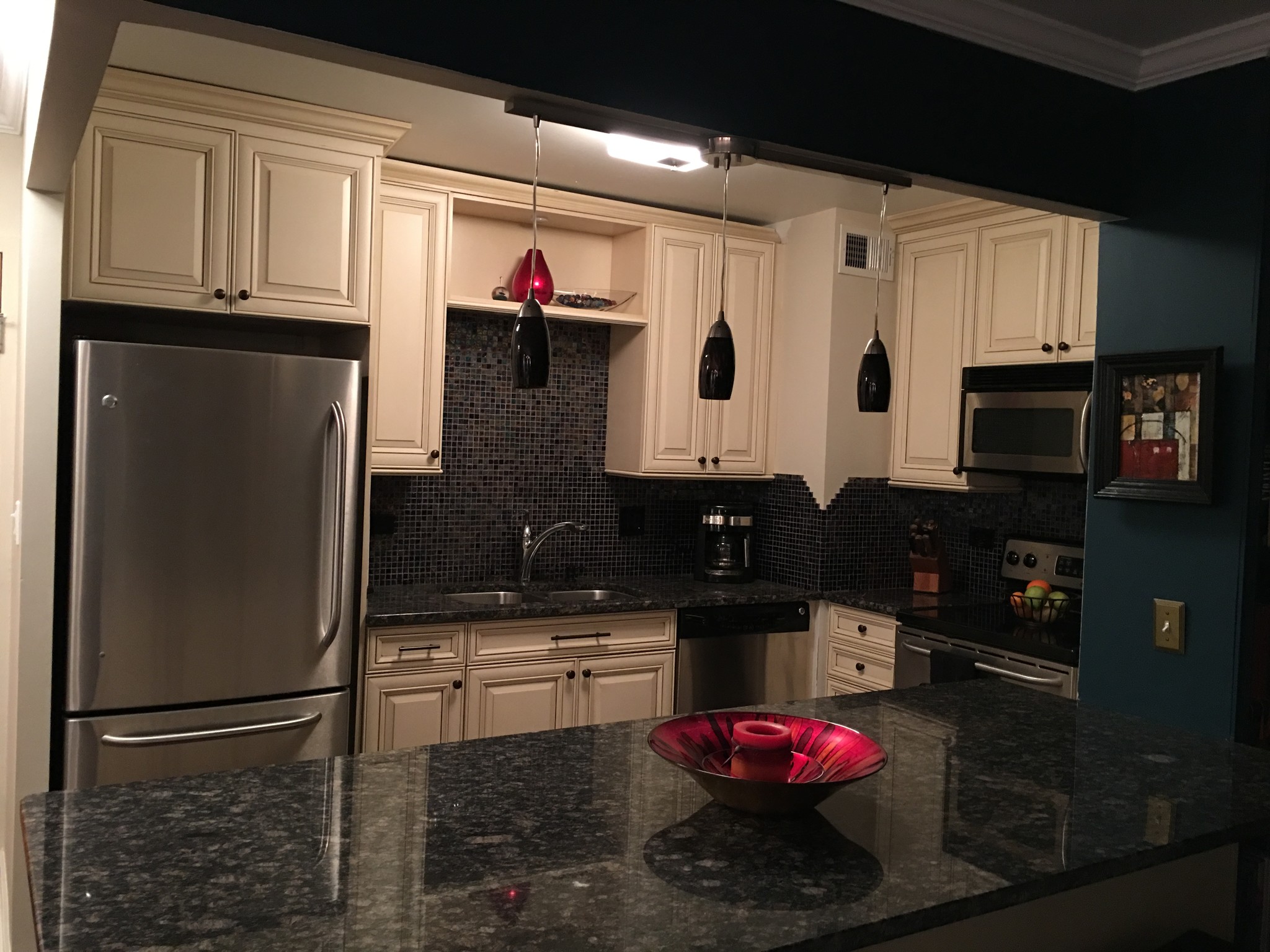 Kitchen - 1445 N State Pkwy