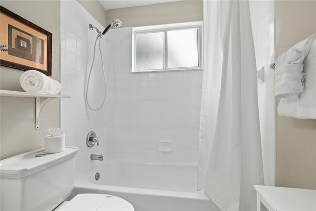 Building Photo - 3138 Britannia Blvd