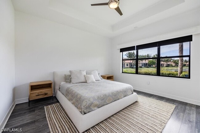 Building Photo - 13553 Coronado Dr