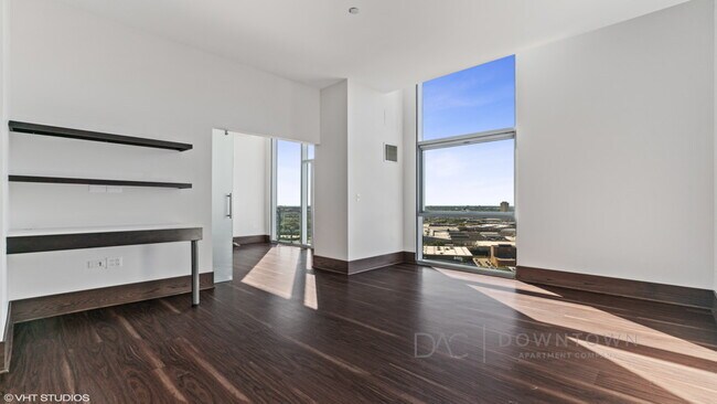 Building Photo - 1416 N Halsted St