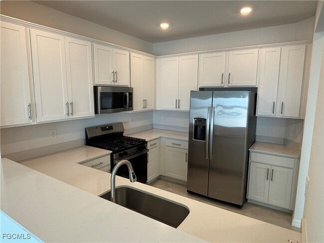 Building Photo - 14883 White Pearl Rd