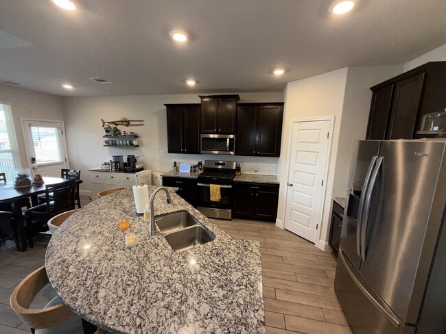 Building Photo - 303 Colorado Cyn