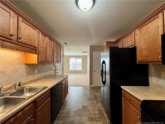Building Photo - 227 Fairfield Cir