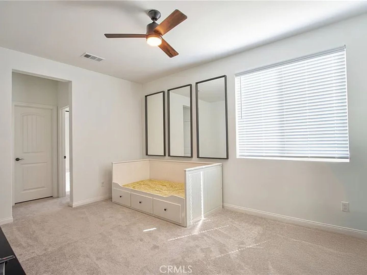Building Photo - 33022 Clairette Ct