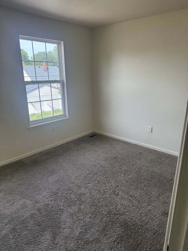 Building Photo - 535 Hope St